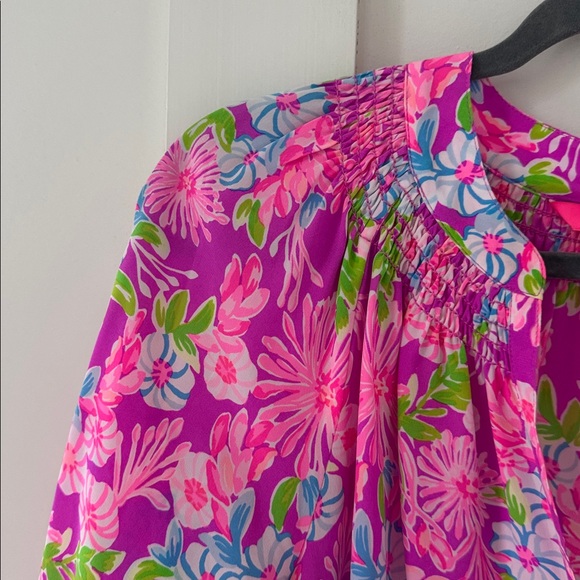 Lilly Pulitzer Silk Elsa Floral Top Size M - Picture 4 of 9
